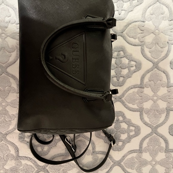 Guess barrel bag - Picture 2 of 14